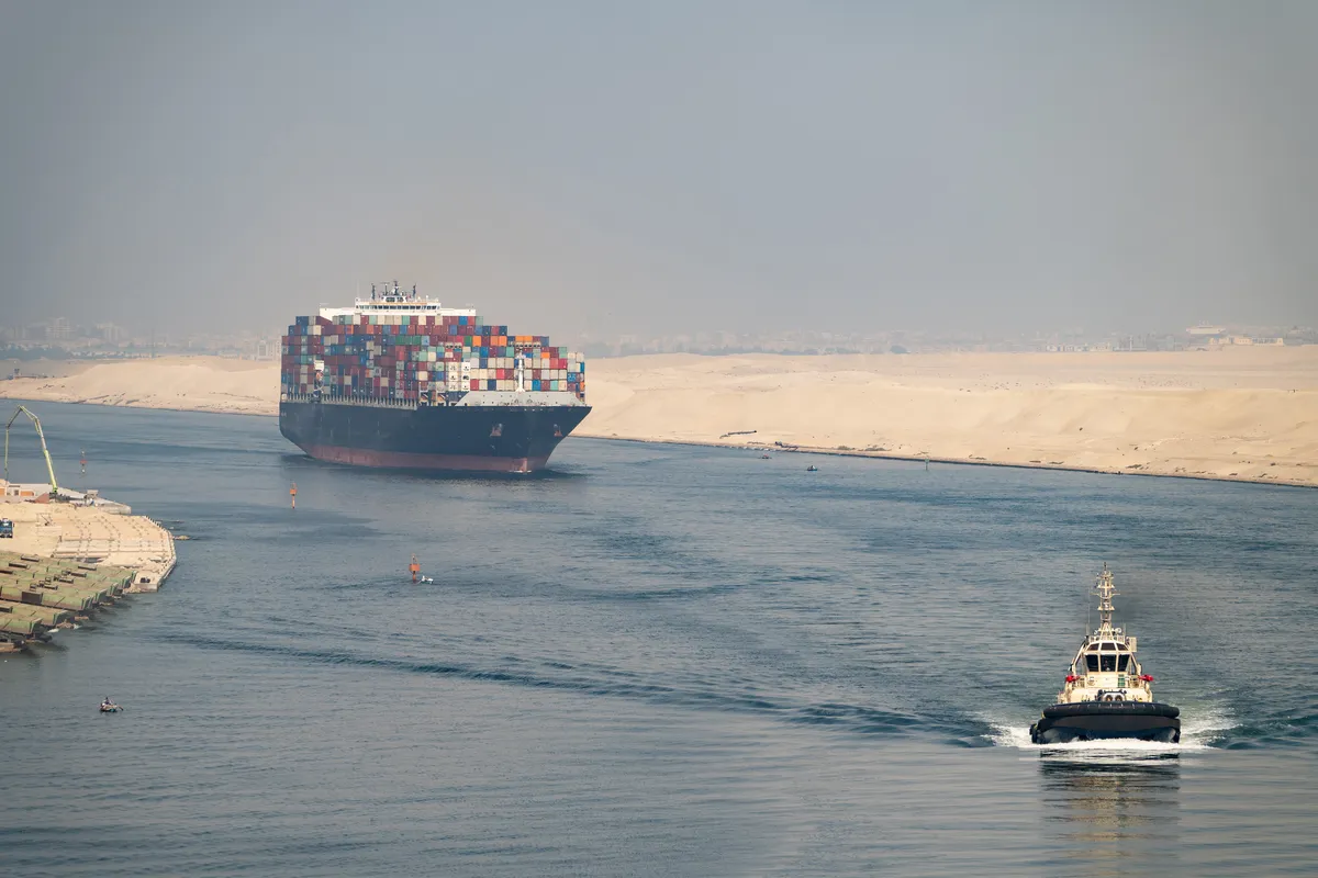 Suez Canal: navigation circulars effective from 1/1/2023