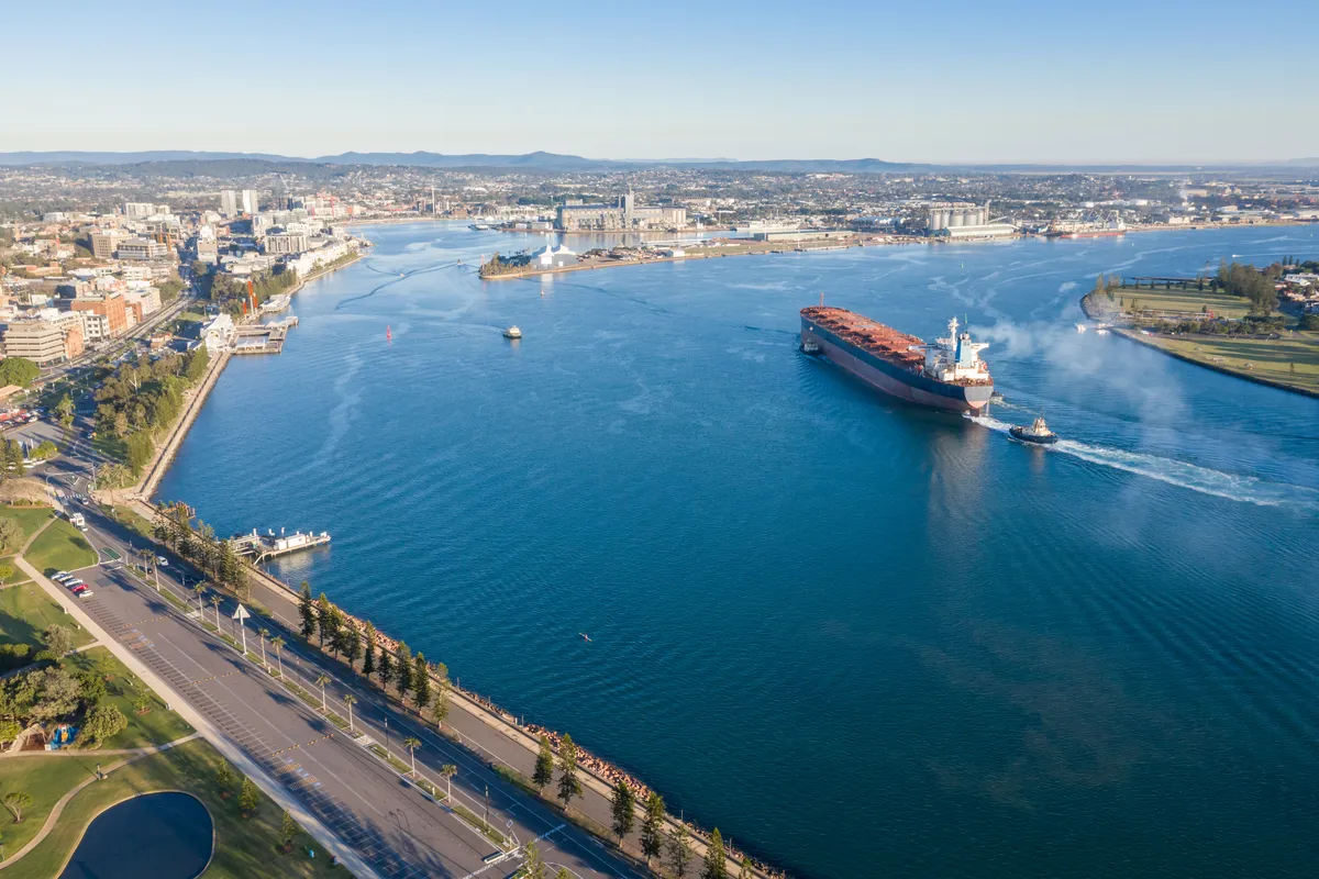 Australia publishes Mariner's Handbook for Australian Waters